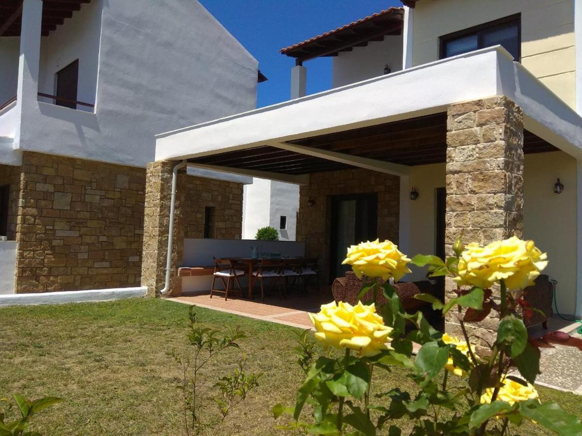Villa Nadia Nea Skioni Extérieur photo