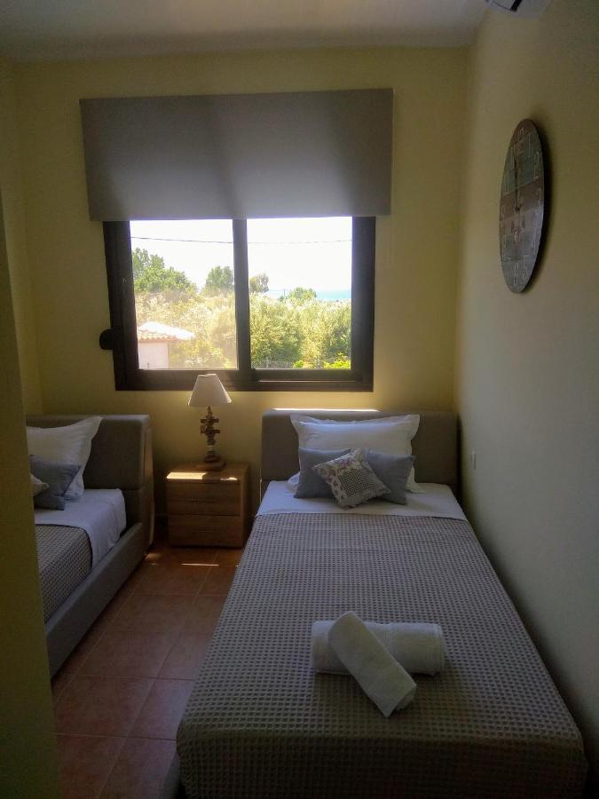 Villa Nadia Nea Skioni Extérieur photo