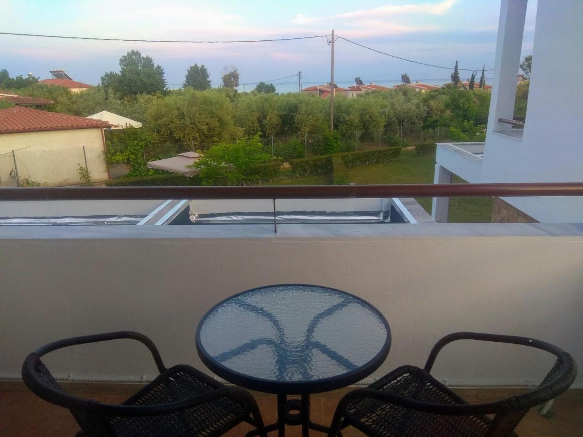 Villa Nadia Nea Skioni Extérieur photo